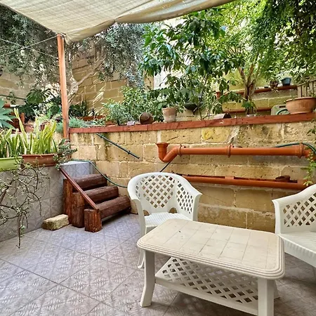 Taz-zebbuga Maisonette - Bugibba, St Paul's Bay Apartment St. Paul's Bay