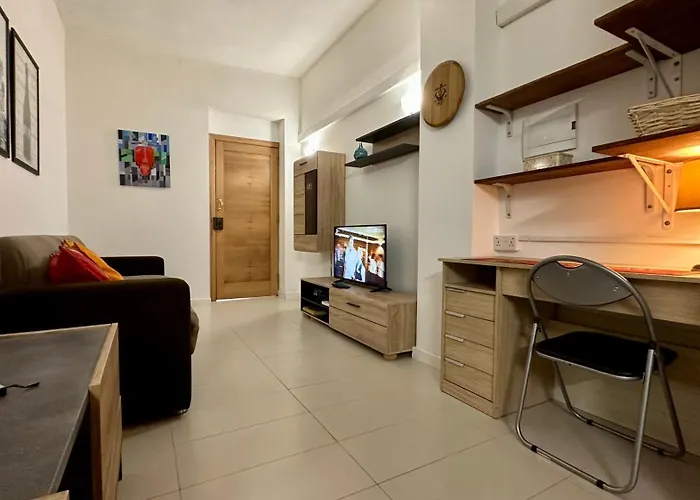 Taz-zebbuga Maisonette - Bugibba,